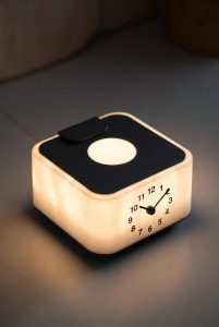 despertador de luz para mejorar hábitos de sueño progresivamente